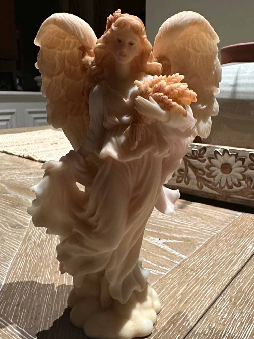 Elegant Peach Angel Sculpture - Home Art Décor